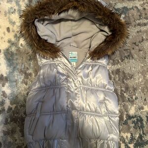 Girls puffer vest